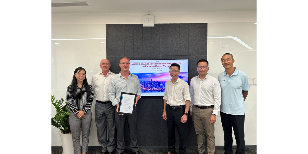 nValid and Endress+Hauser Asia Pacific team