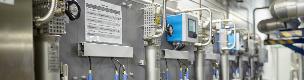 Conductivity sensors and transmitters for all industries