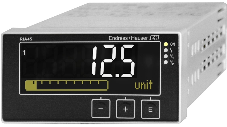 Field meter RIA46 with control unit for monitoring and indication of analog measured values