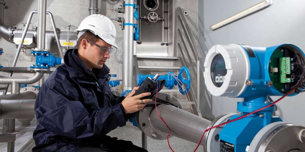 Endress+Hauser digital press event about product innovation to meet industry requirements