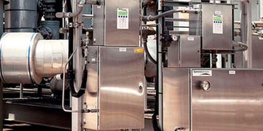 Real-time monitoring of moisture Real-time monitoring of moisture