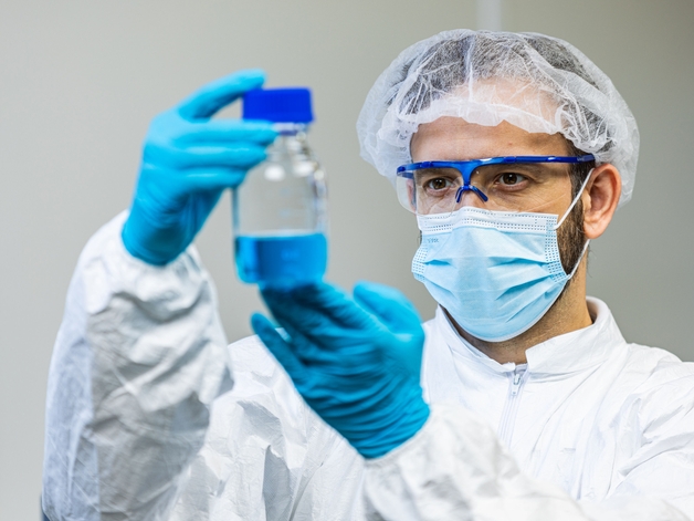 Life sciences facility